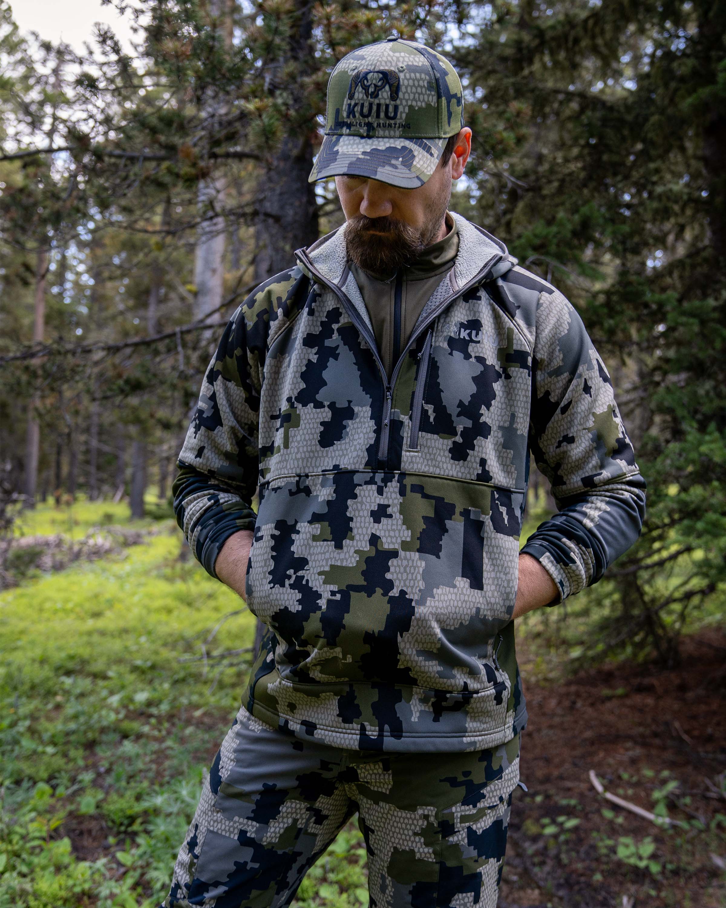 StrongFleece 235 Zip-T Hoodie | Black - Image 4